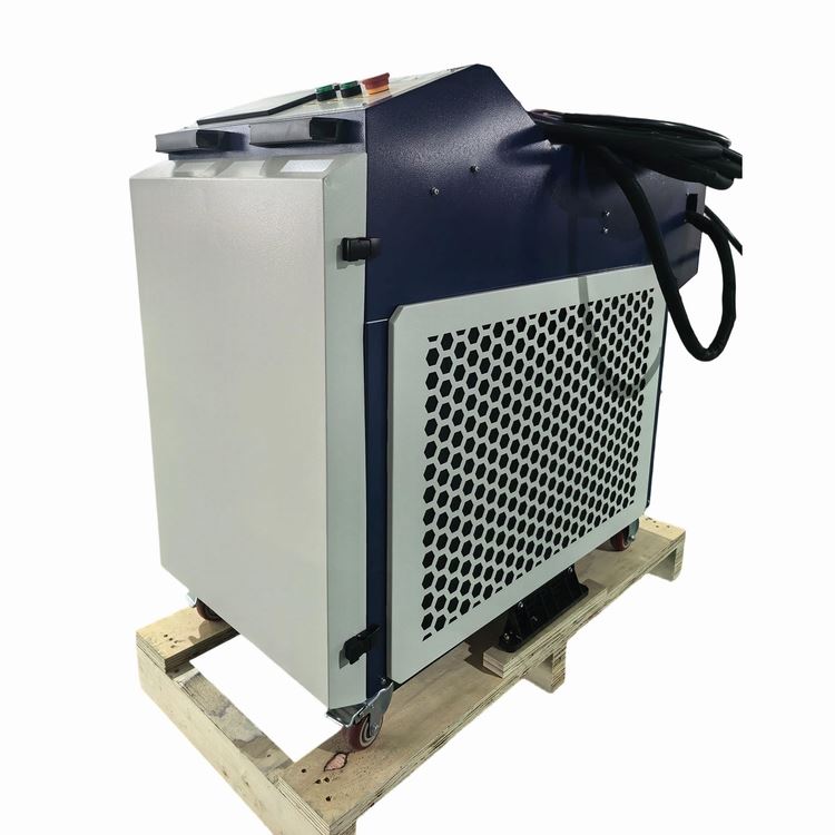 Laserový odstraňovač hrdze s výkonom 3000 W